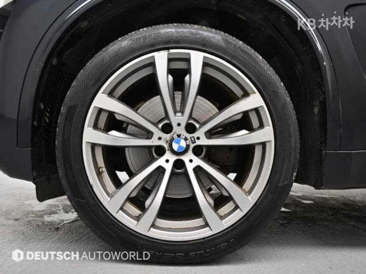 BMW X5 F15 xDrive 40d Base Type 6