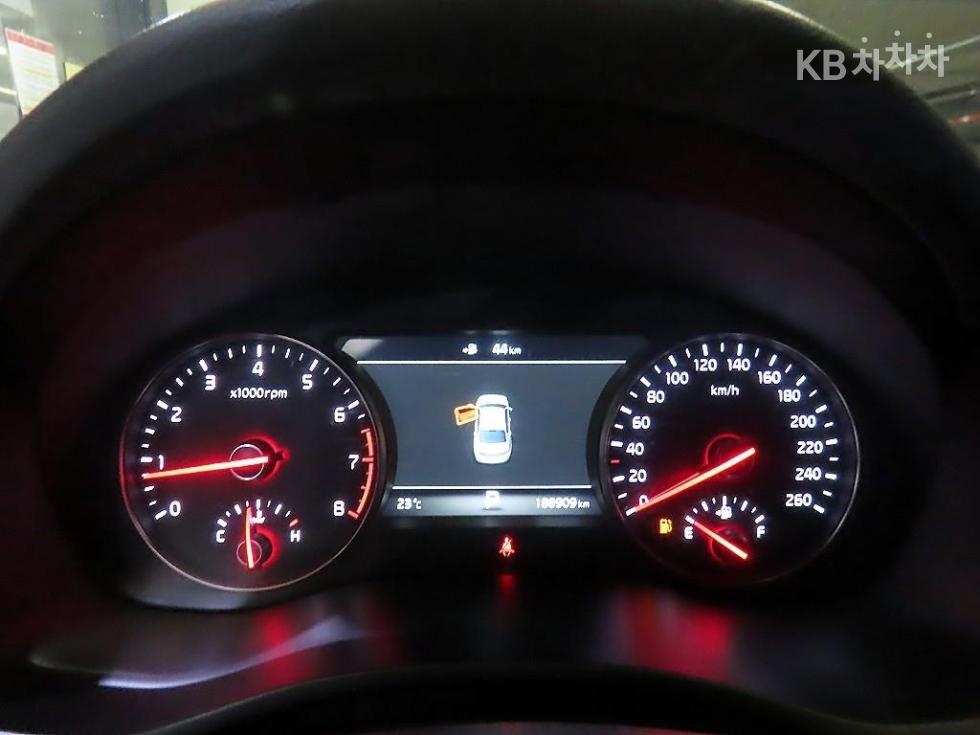 2017 - kia k7