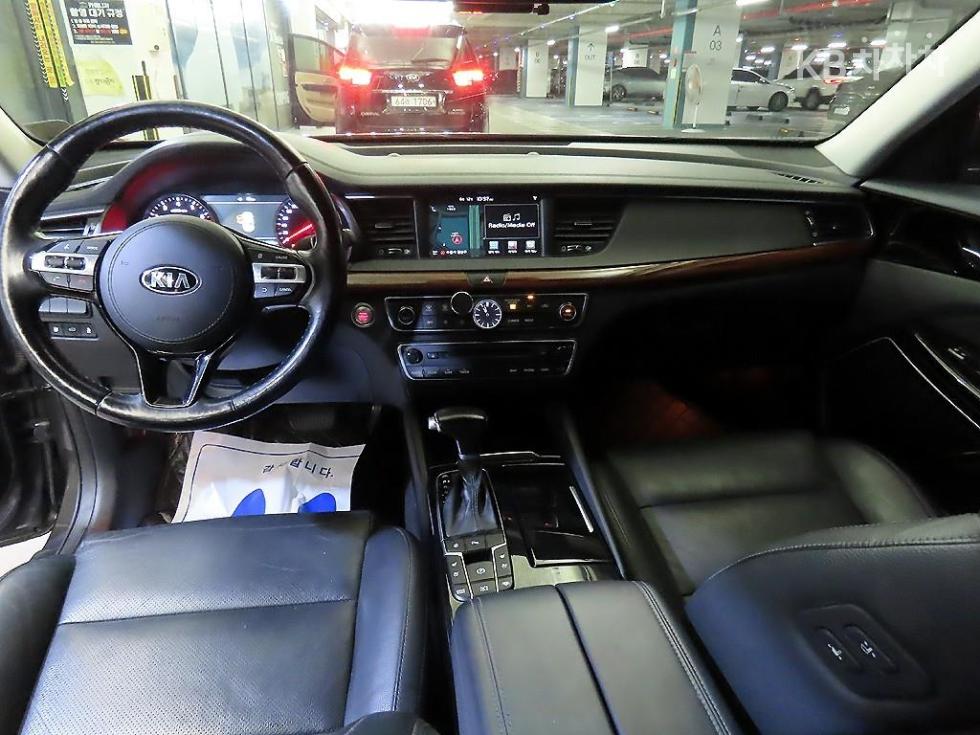 2017 - kia k7