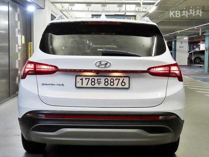 Hyundai Santa Fe TM Diesel 2.2 2WD Premium Choice 6