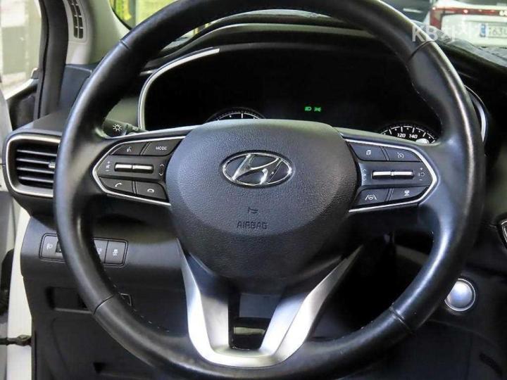 Hyundai Santa Fe TM Diesel 2.2 2WD Premium Choice 9