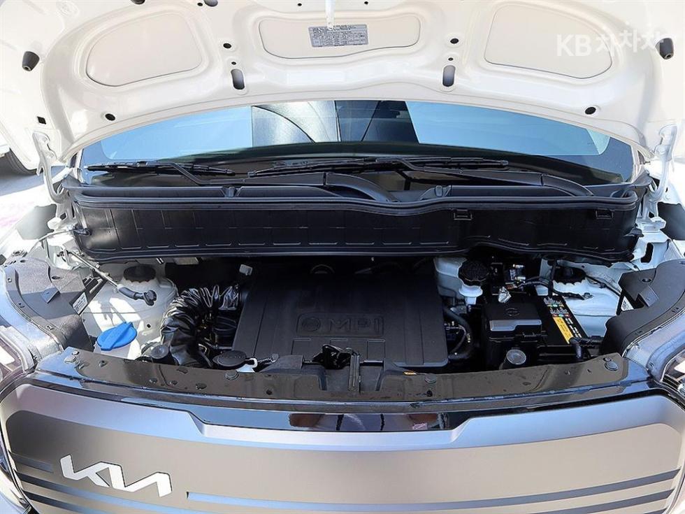 2025 - kia kia
