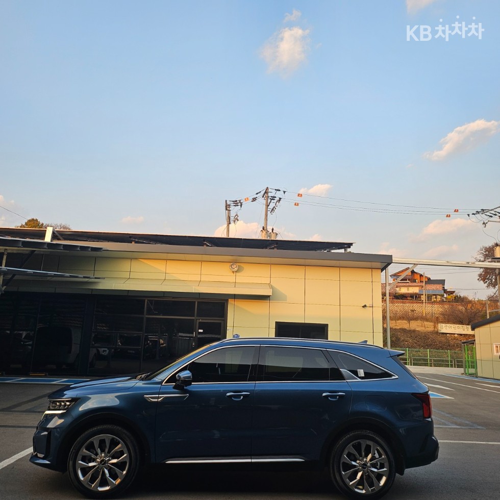 2023 - kia sorento