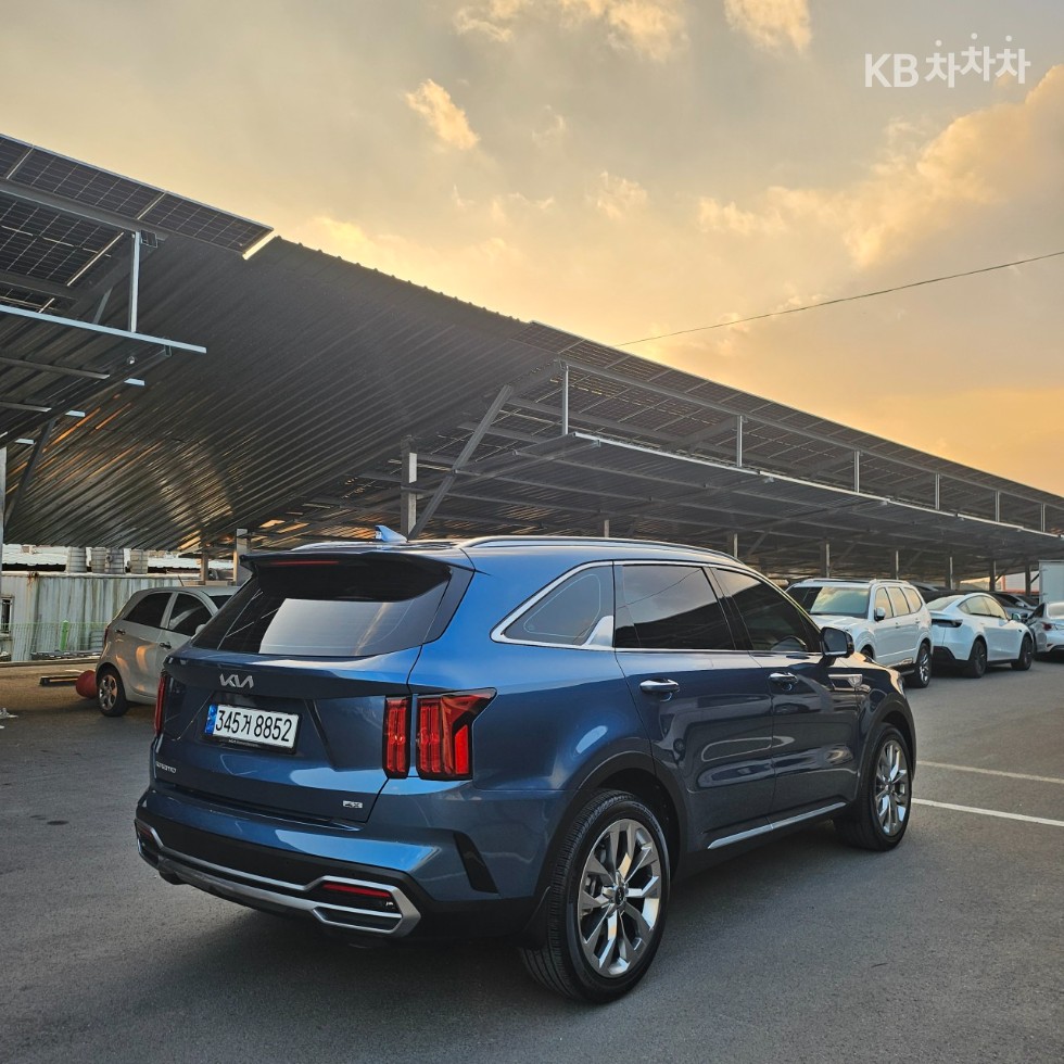 2023 - kia sorento