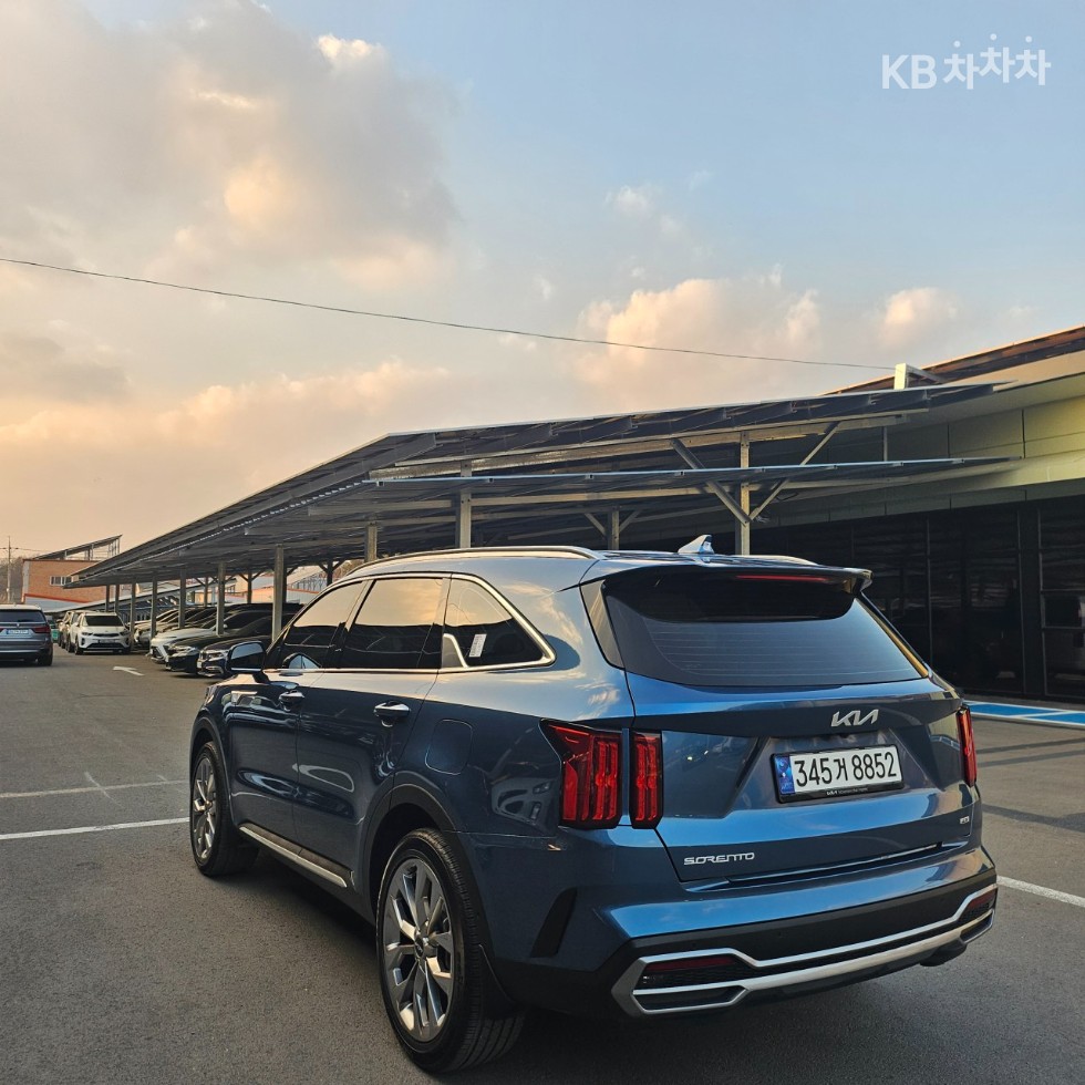 2023 - kia sorento