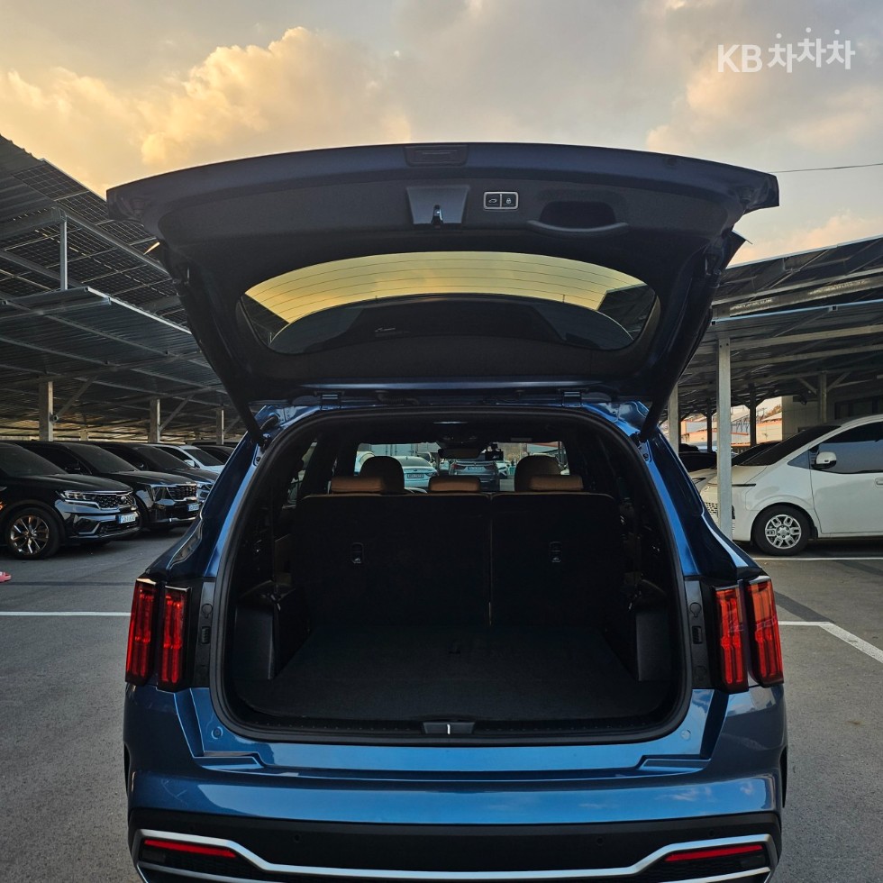 2023 - kia sorento
