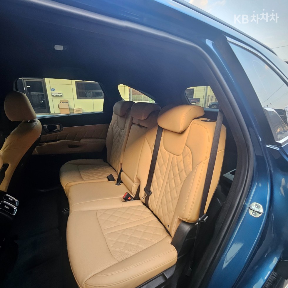 2023 - kia sorento