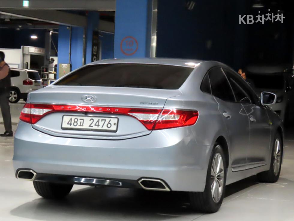 Hyundai Grandeur — miniaturë 4