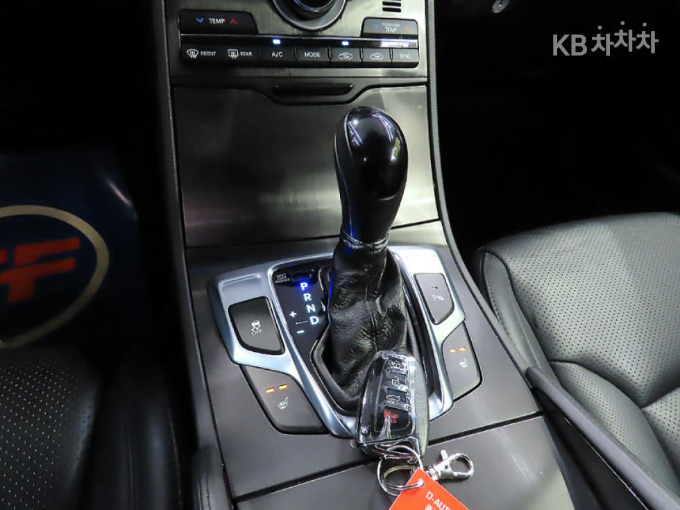 Hyundai Grandeur — miniaturë 13