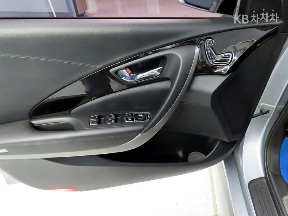 Hyundai Grandeur — miniaturë 14