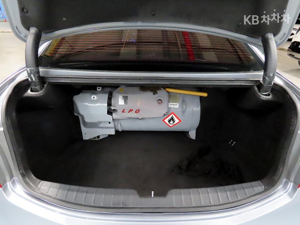 Hyundai Grandeur — miniaturë 17
