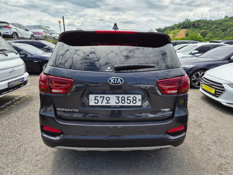 2018 - kia sorento