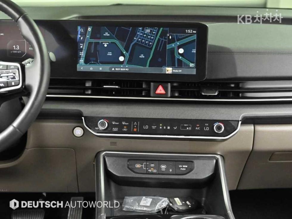 2024 - kia carnival
