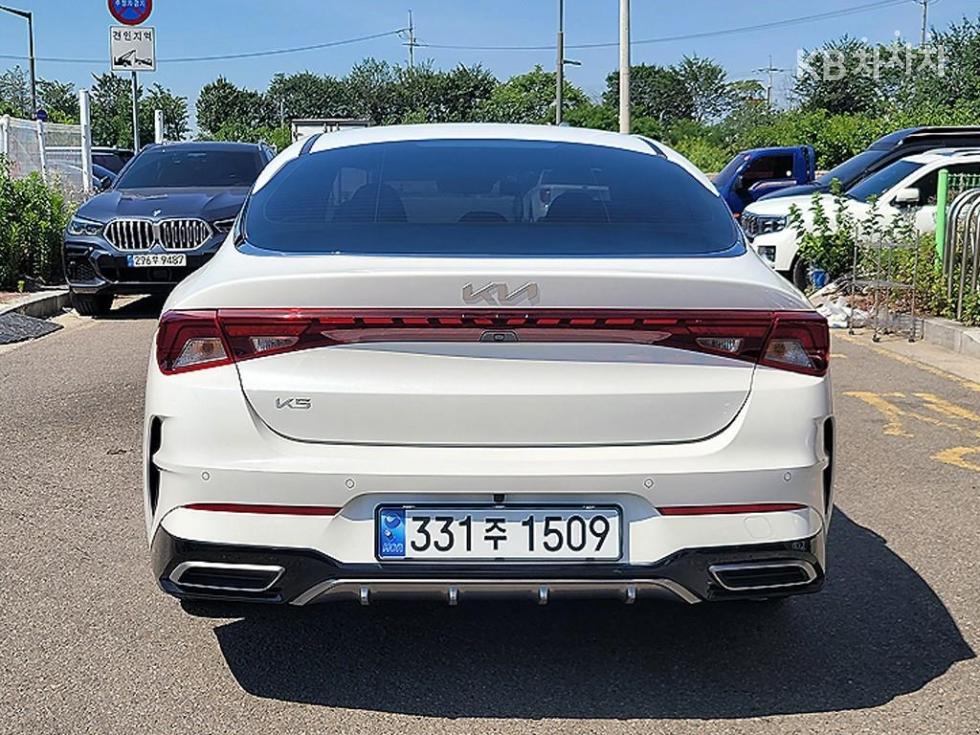2023 - kia k5