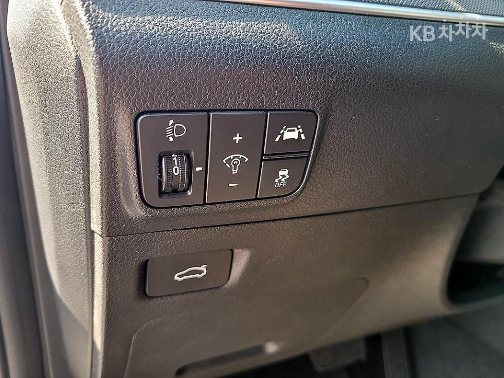 Kia K5 — miniaturë 13