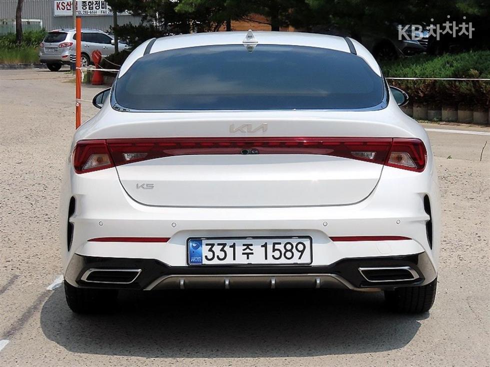 2023 - kia k5