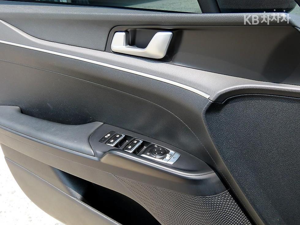 2023 - kia k5