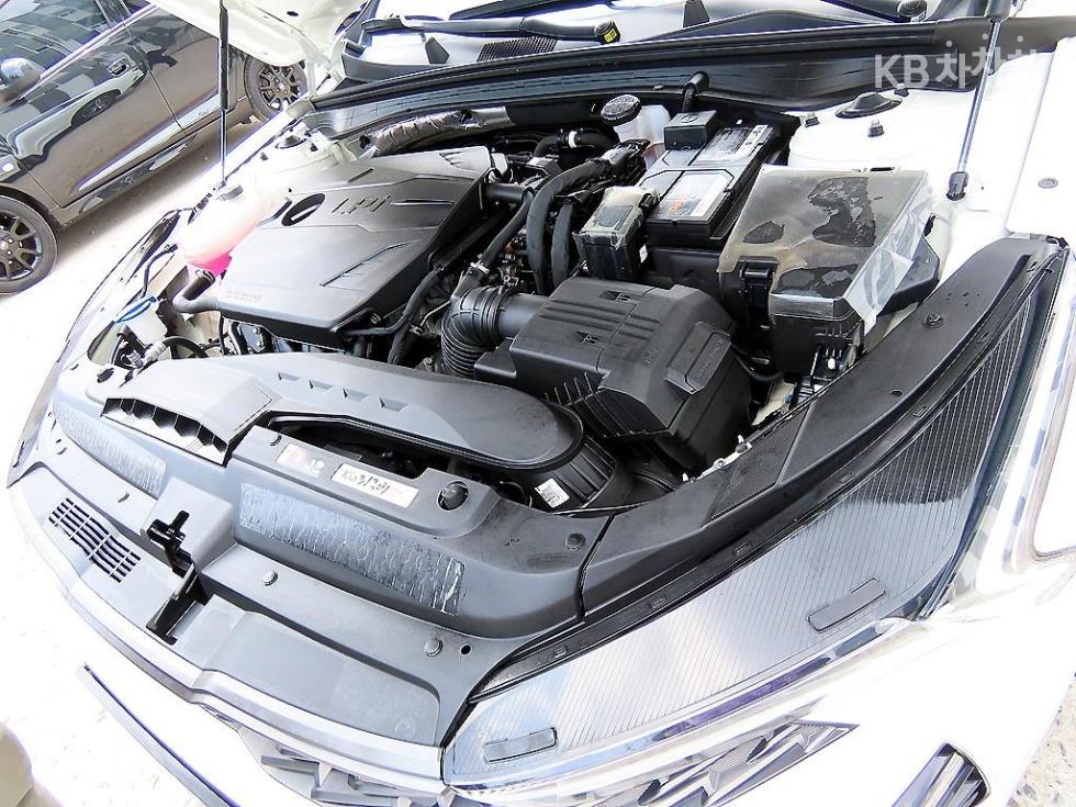 2023 - kia k5