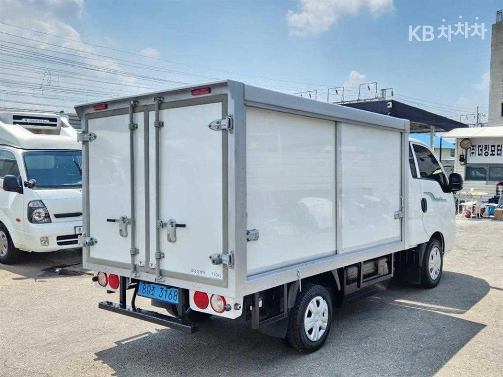 2022 - kia bongo iii