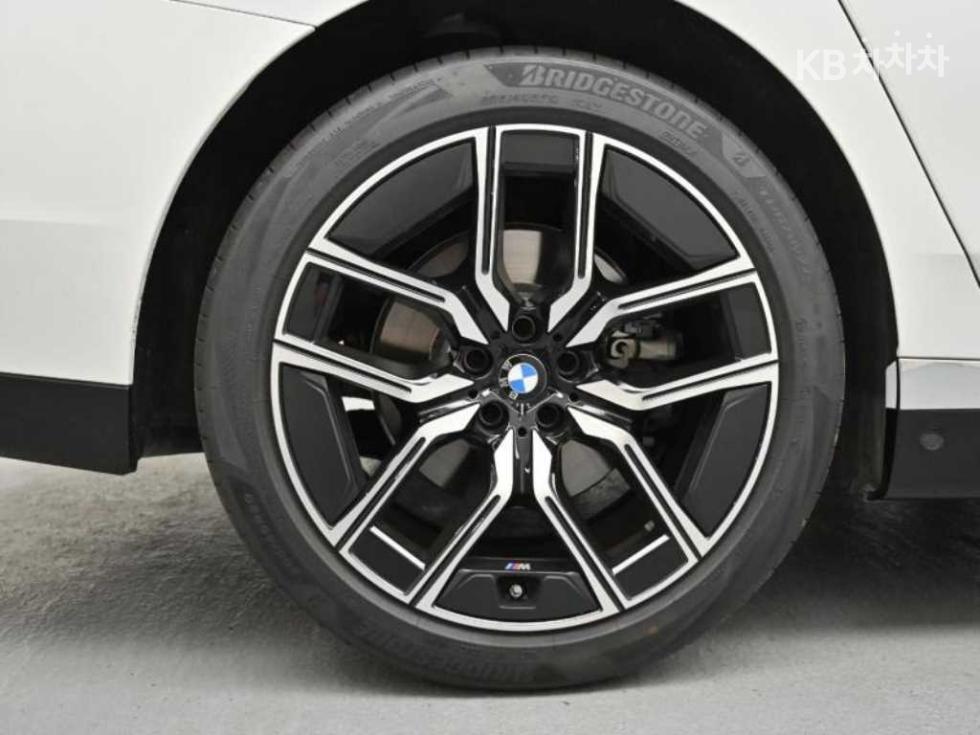 BMW 7er — miniaturë 5