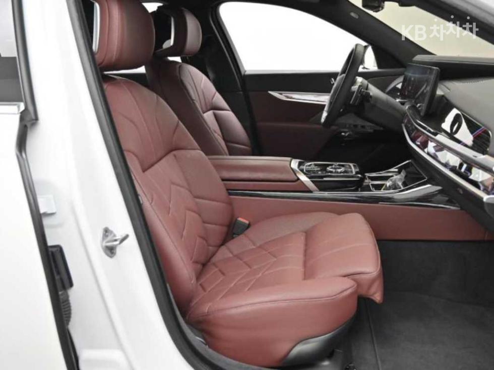 BMW 7er — miniaturë 10