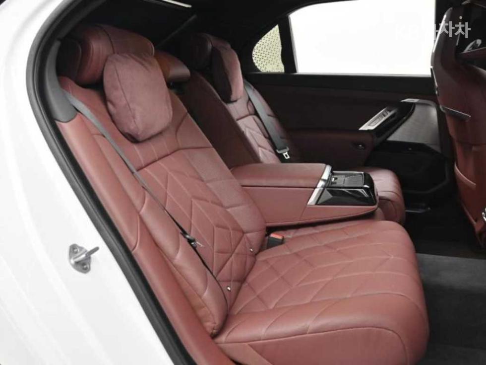 BMW 7er — miniaturë 12