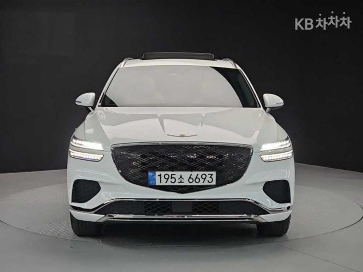 Genesis GV70 Gasoline 2.5T AWD — фото 2