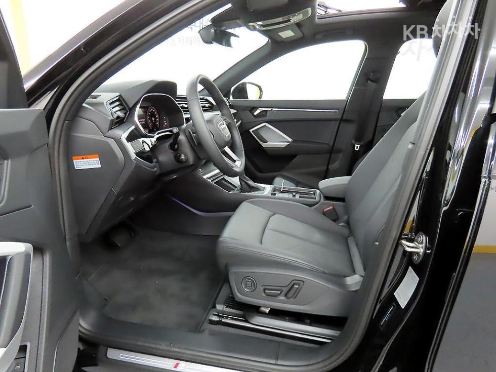 2025 Audi The New Q3(F3) photo