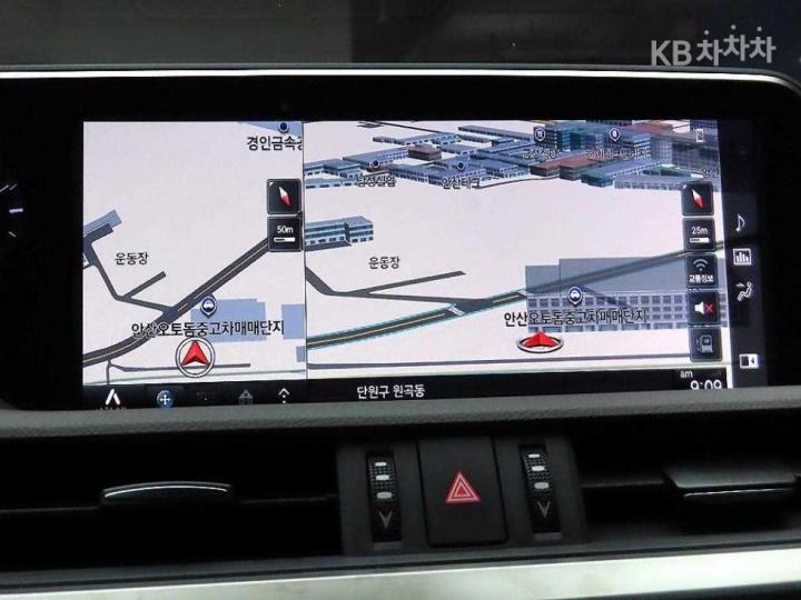 Lexus ES New Generation 300h Executive 10