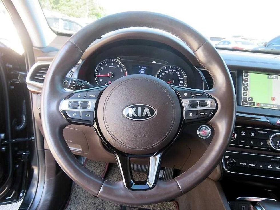 2019 - kia k7