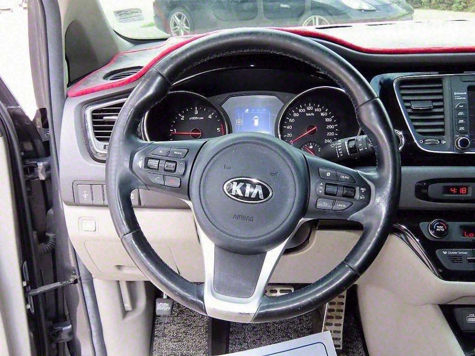 2016 - kia carnival
