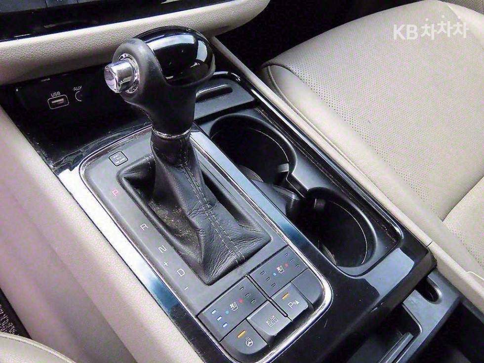 2016 - kia carnival