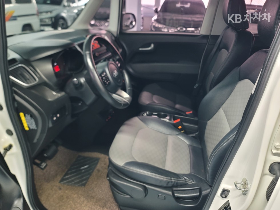2018 - kia ray