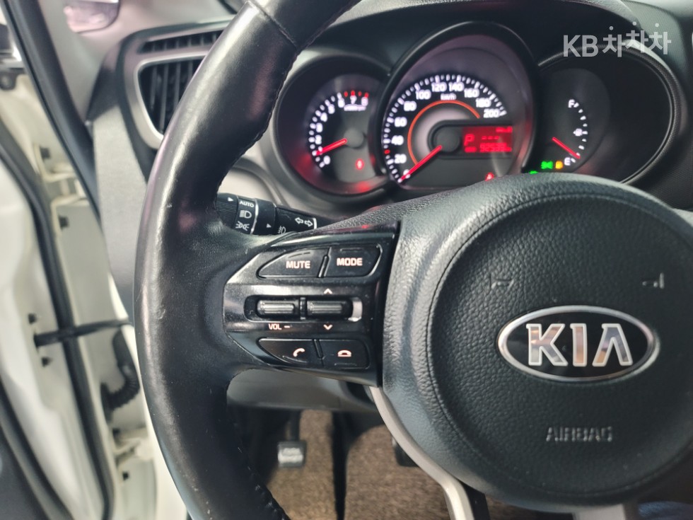 2018 - kia ray