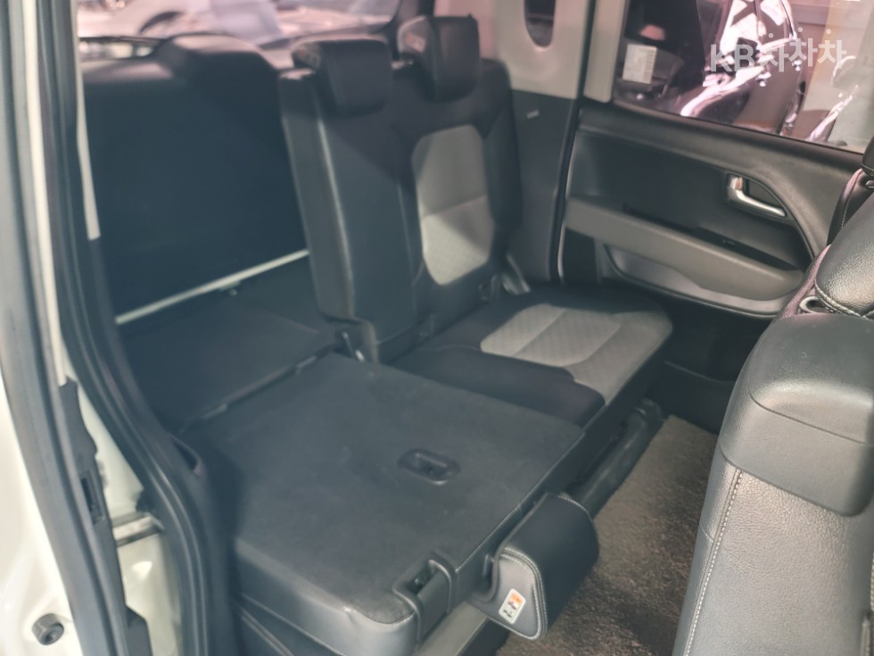 2018 - kia ray