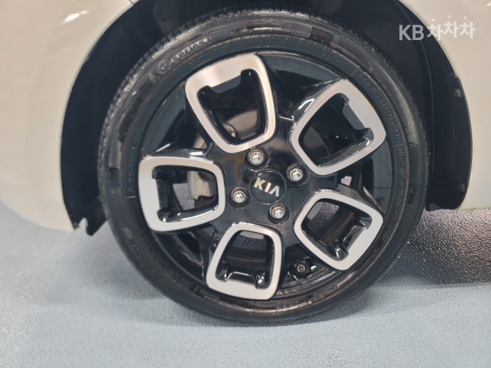2018 - kia ray