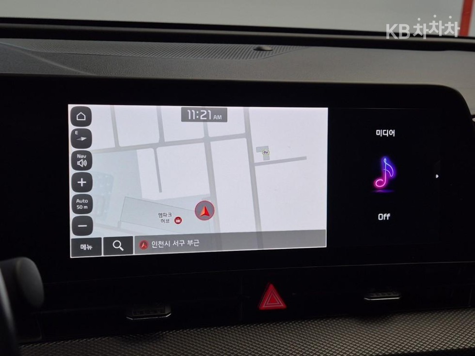 2023 - kia sportage