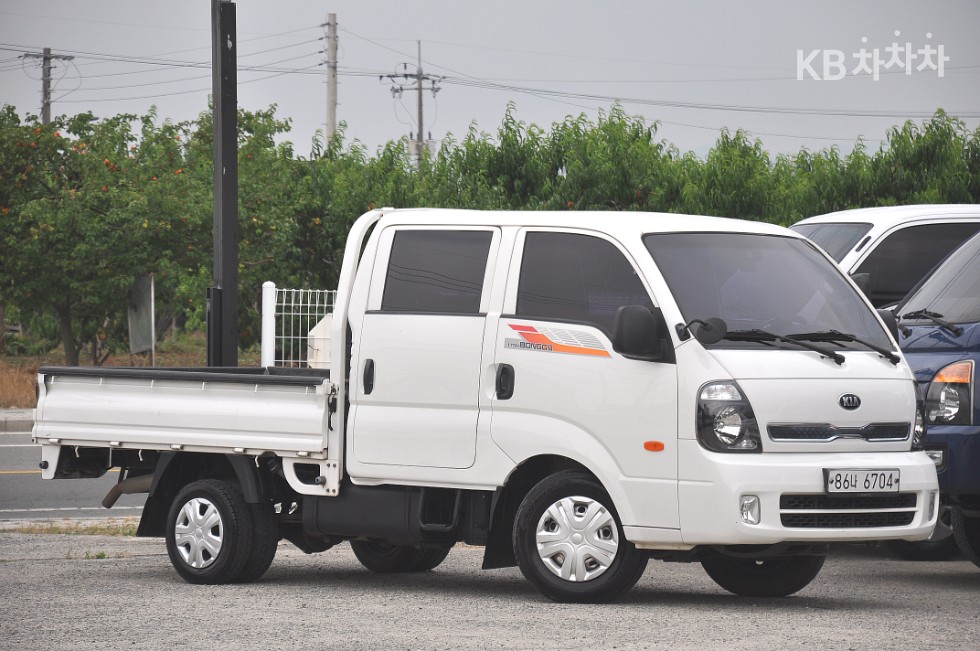 2017 - kia bongo iii