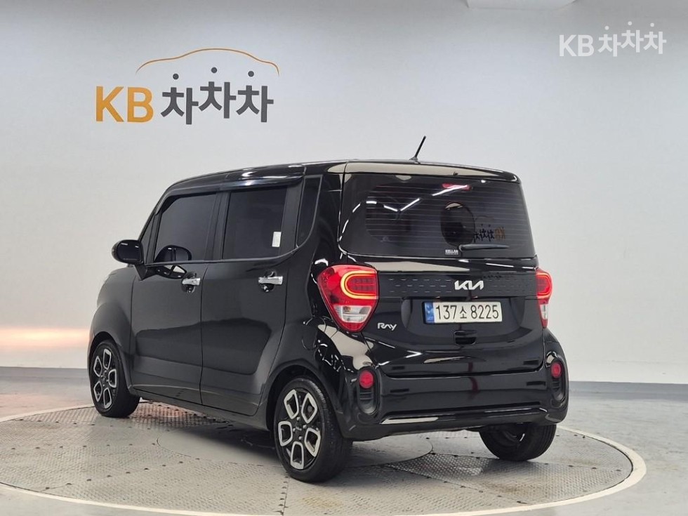 2022 - kia ray