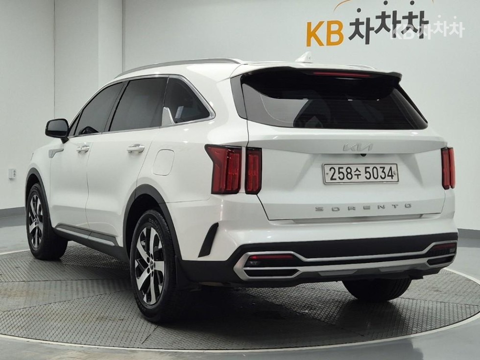 2022 - kia sorento
