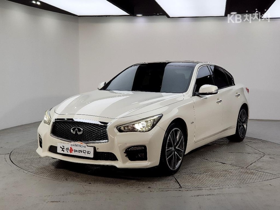 2014 infiniti q50