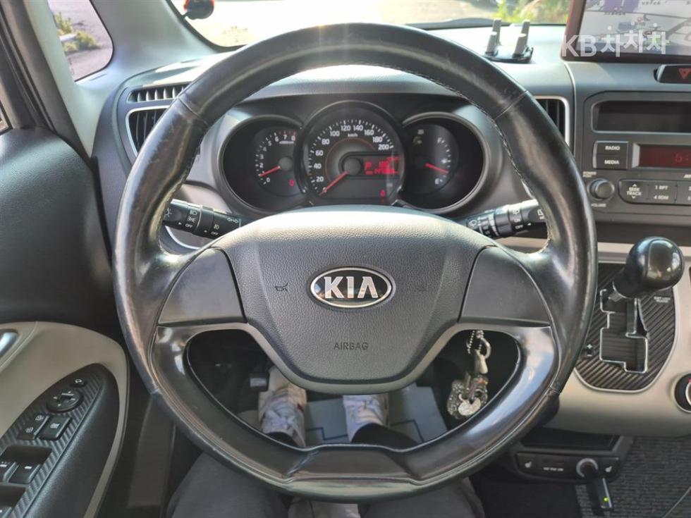 2014 - kia ray