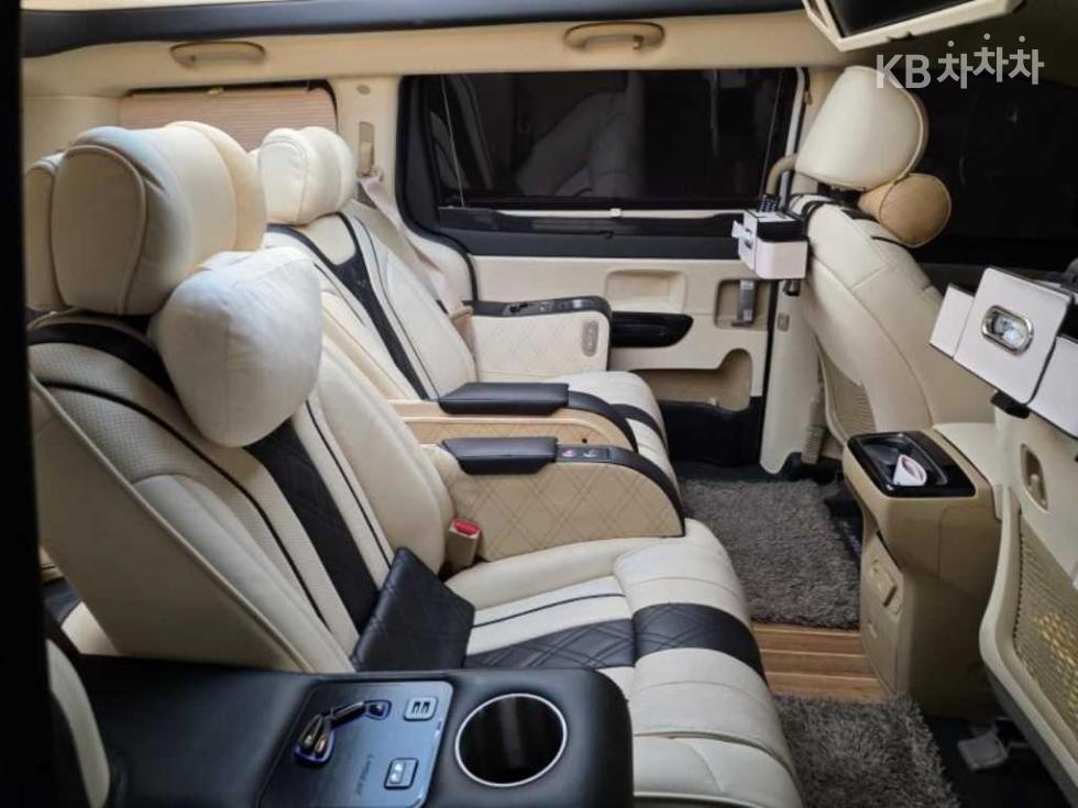 2018 - kia carnival