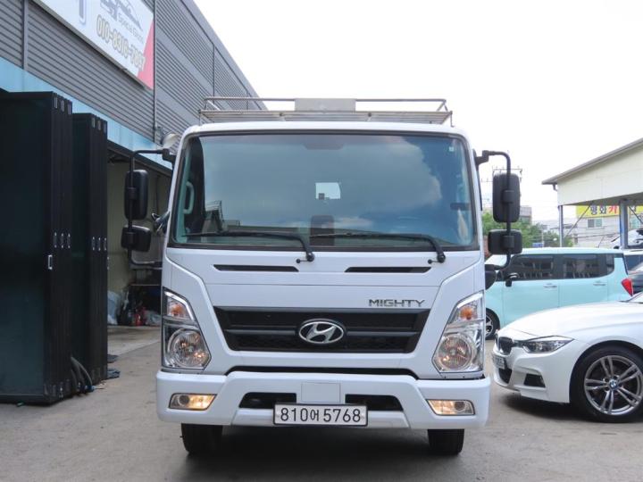 Hyundai Mighty 2023 photo 2