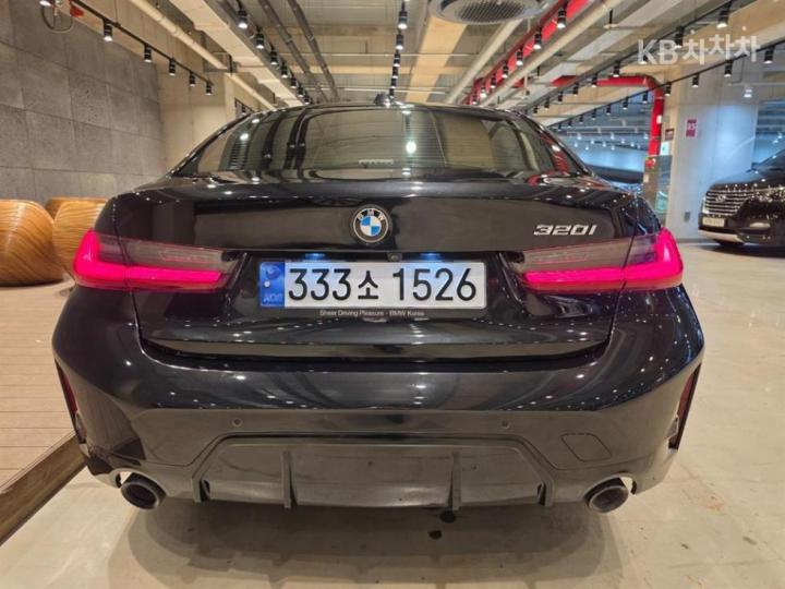 BMW 3 Series G20 320i M Sport — фото 4