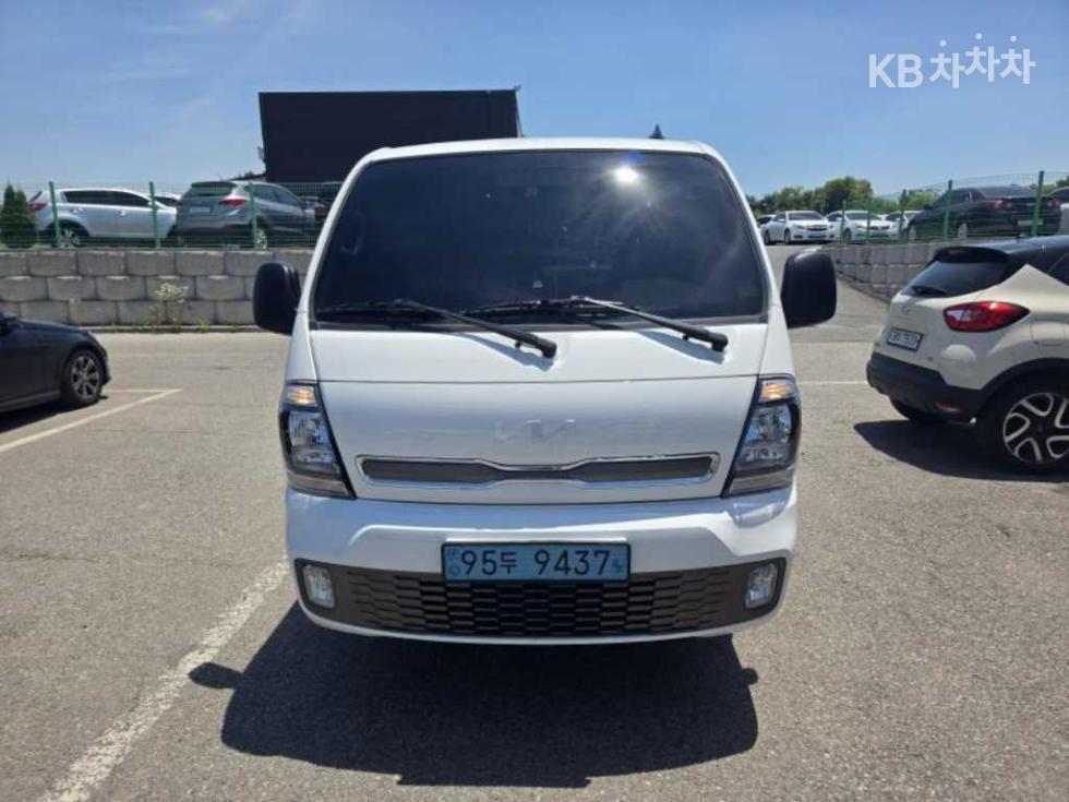 2023 - kia bongo iii