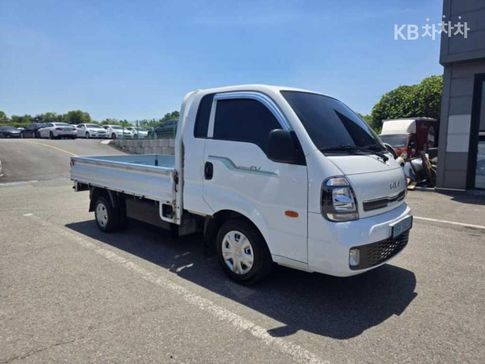 2023 - kia bongo iii