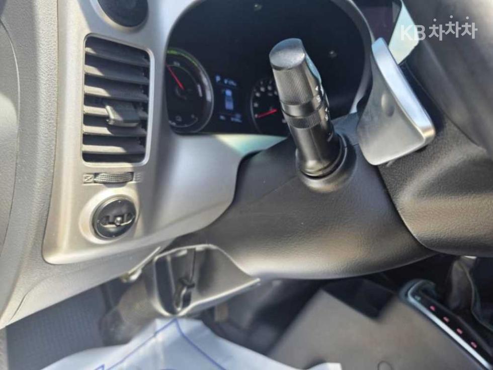 2023 - kia bongo iii