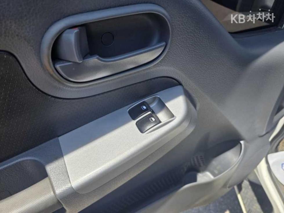 2023 - kia bongo iii