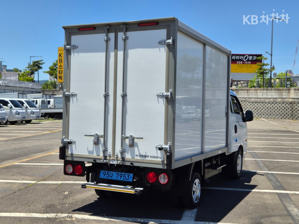 2023 - kia bongo iii